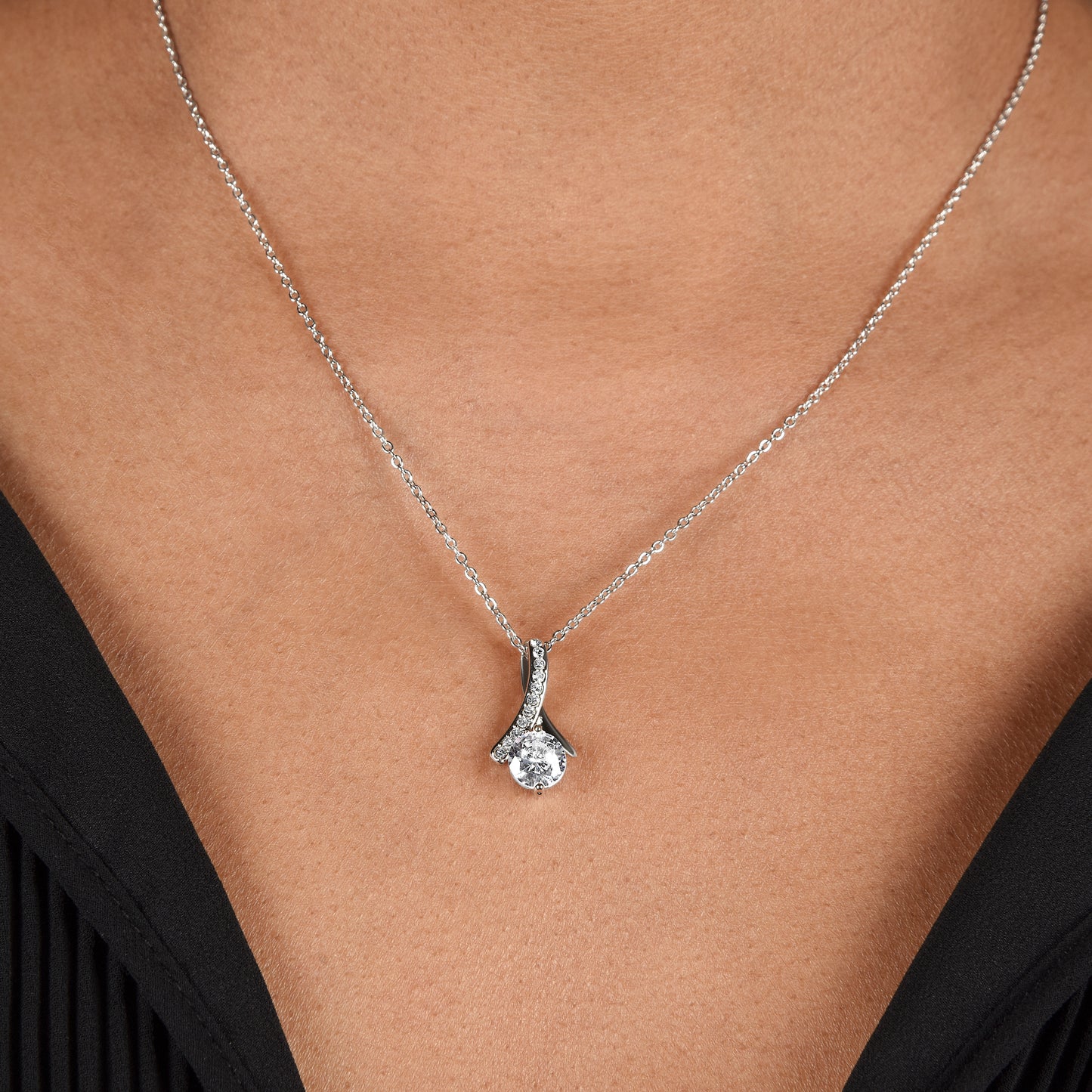 Alluring Beauty Necklace – Mother's Day Gift for Her